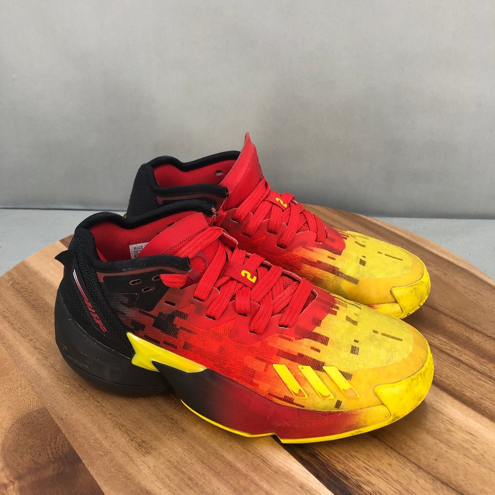 Adidas DON Issue 4 Pixar Dash Basketball Shoes Boys 3.5 Red Yellow Low Top